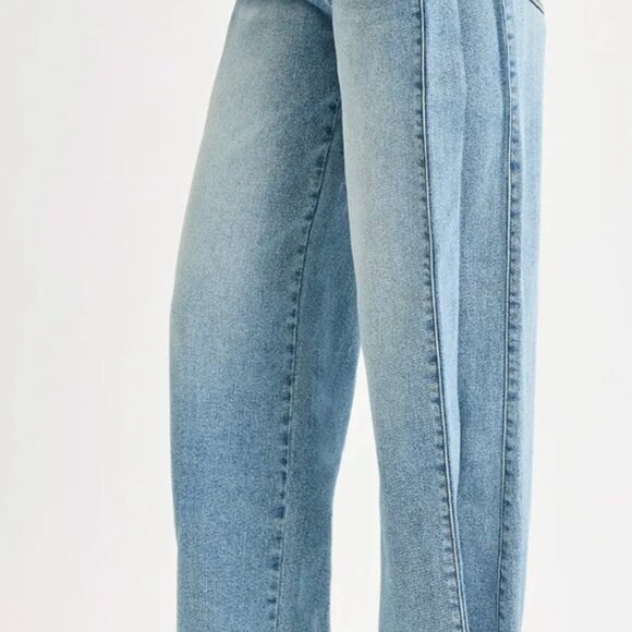 # RISEN BARREL JEANS - Picture 1 of 6